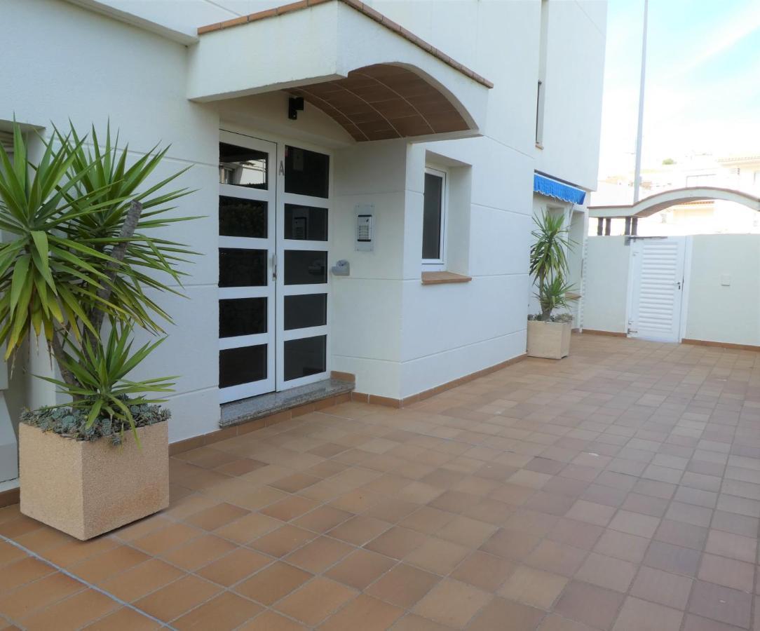 Club Nautic Apartamento *