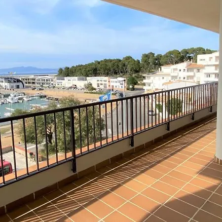 Apartaments Club Nautic L'Escala Exterior photo