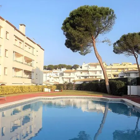 Apartaments Club Nautic L'Escala Exterior photo