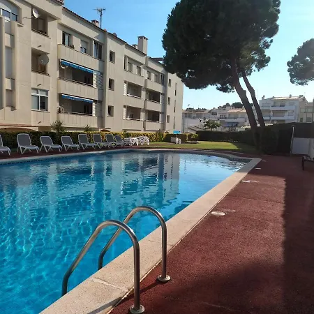 Apartaments Club Nautic L'Escala Exterior photo